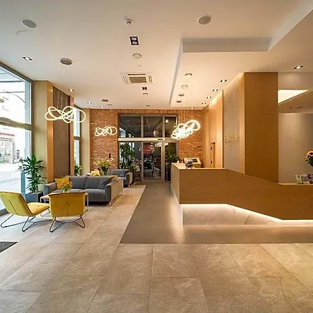 Korona Gold - Korona 4*