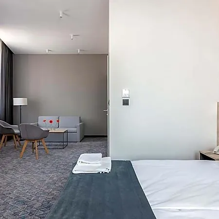 Korona Gold - Korona 4*