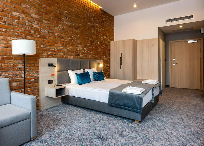 Korona Gold - Korona ヴロツワフ