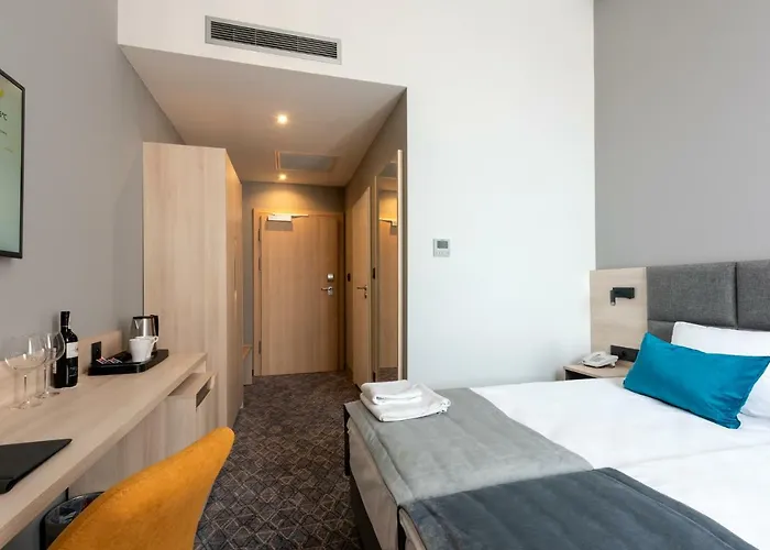 Готель Korona Gold - Korona