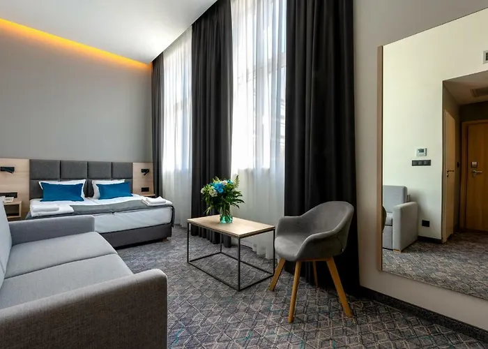 Готель Korona Gold - Korona